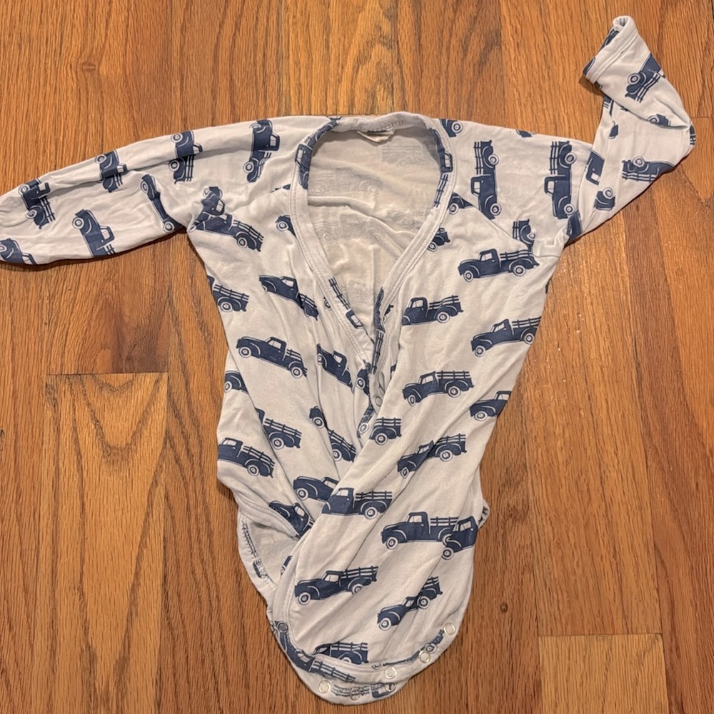 Kate Quin Bamboo Onesie Trucks 12-18 Months